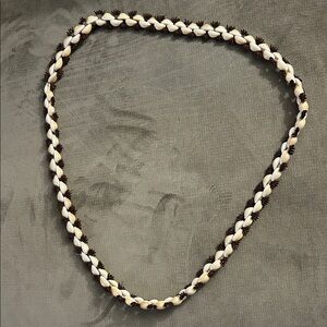 Vintage Handcrafted Hawaiian Shell Lei Necklace